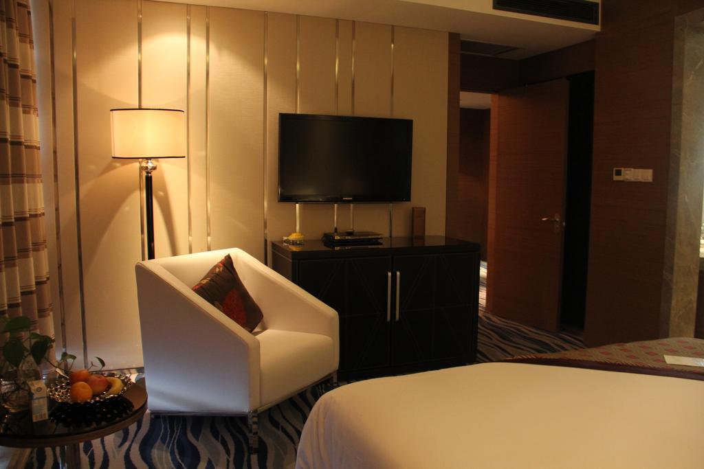 Brigh Radiance Hotel Yantai Exterior photo